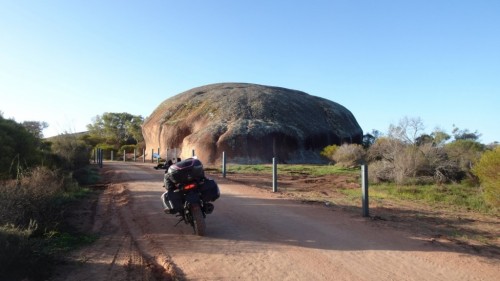 011 1024 07 27 0836 Minnipa (pildappa rock) a (Large)